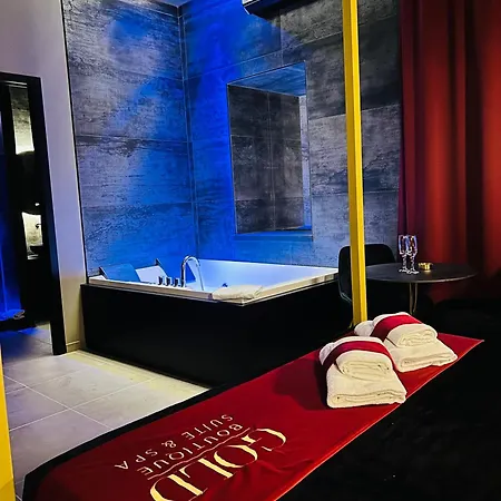 ゲストハウス Gold Suite&spa